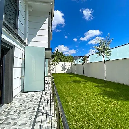 Gardenmode Airport فندق Arnavutkoy