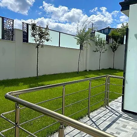 فندق Gardenmode Airport 3*